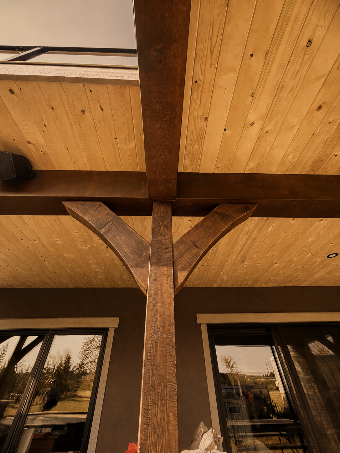Gable accents